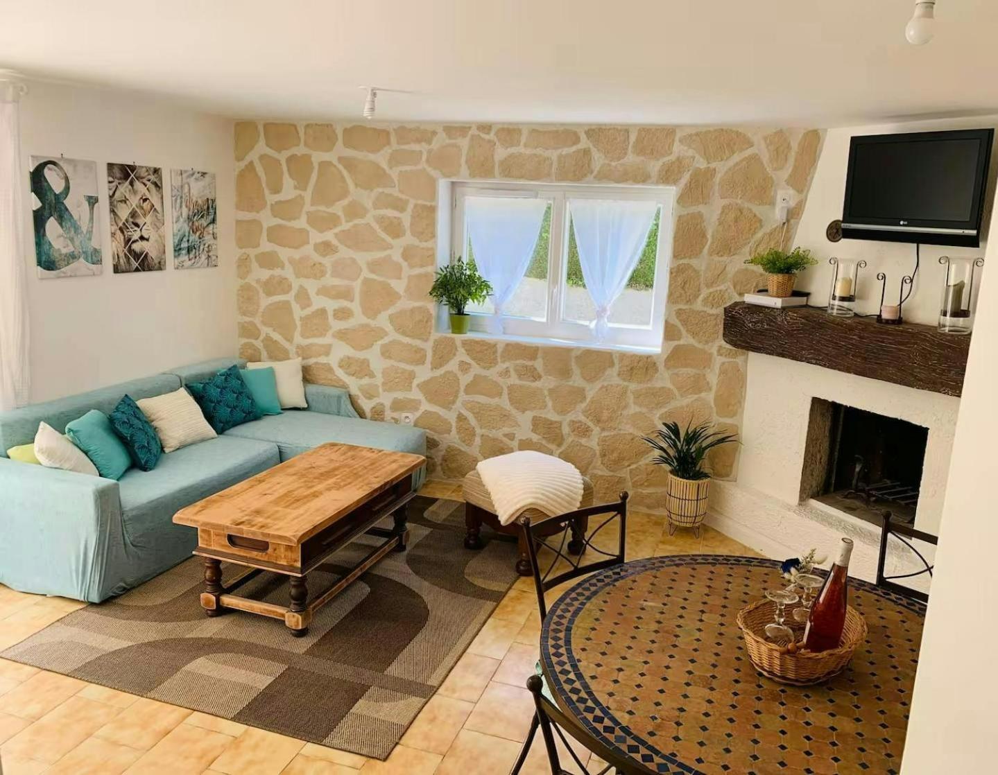 Apartmán Le Coccoon Ain Virignin Exteriér fotografie